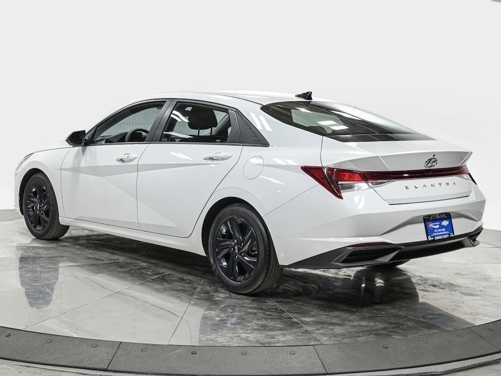 Used 2023 Hyundai Elantra SEL Sedan