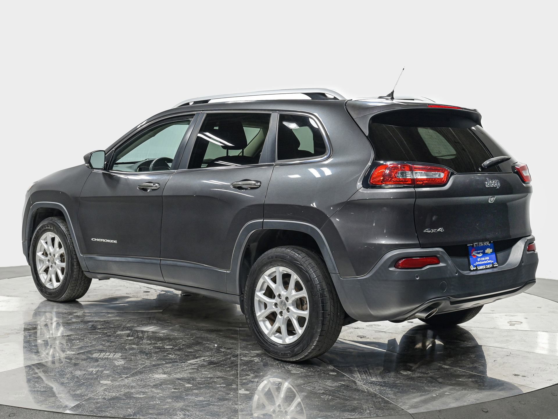 2017 Jeep Cherokee Latitude photo 3