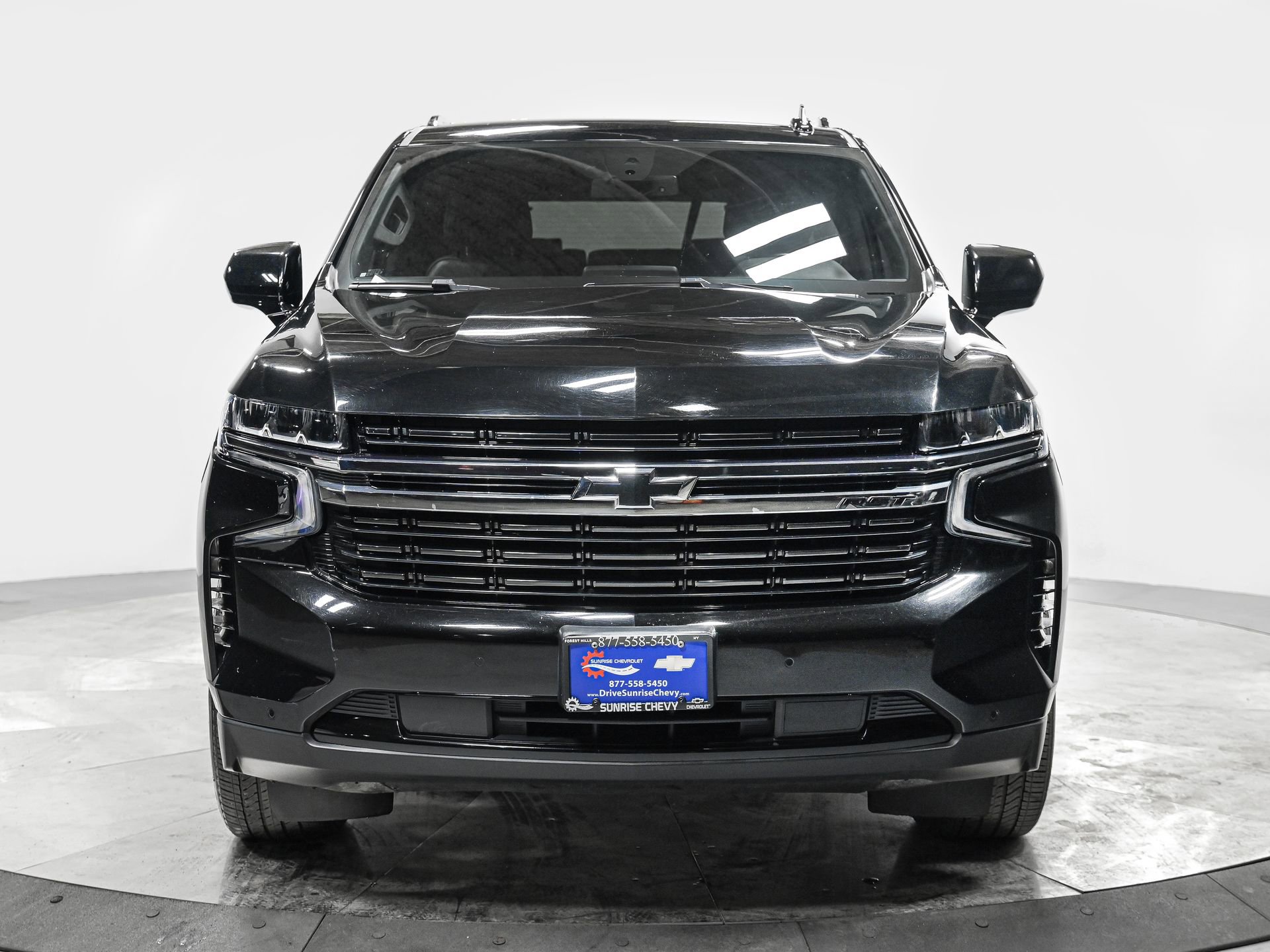 2022 Chevrolet Suburban RST - Photo 10