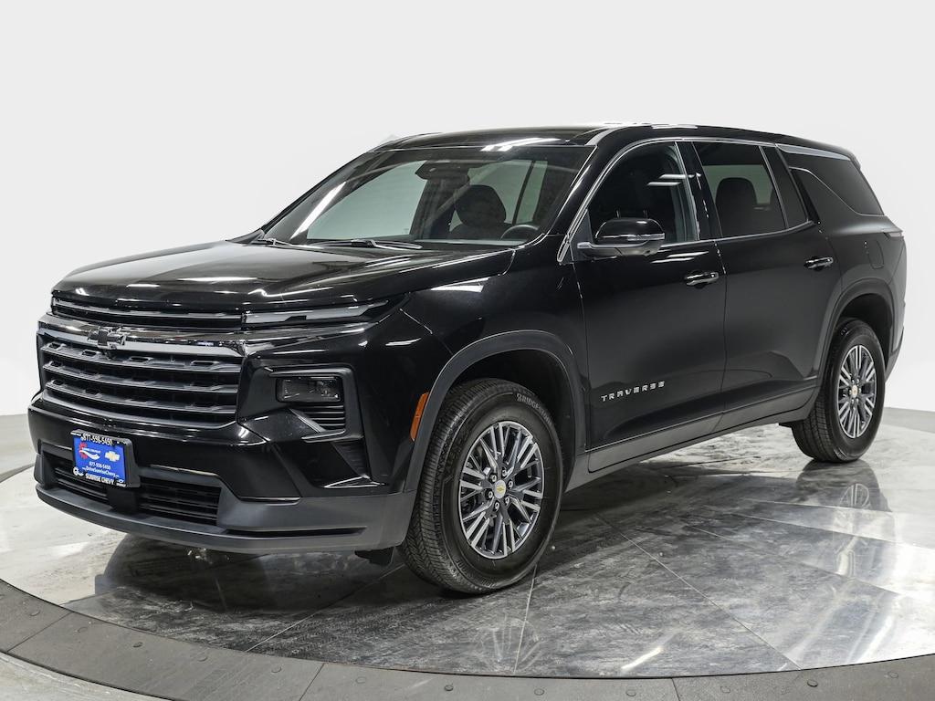 Used 2024 Chevrolet Traverse LS SUV