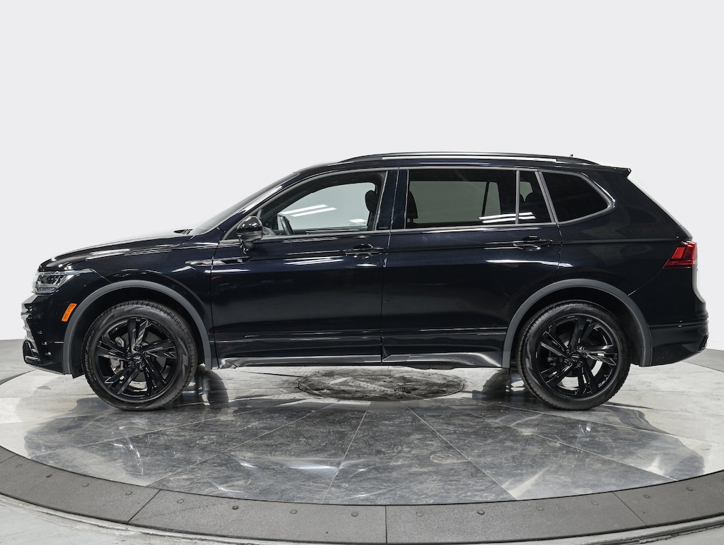 Used 2024 Volkswagen Tiguan SE R-Line Black SUV