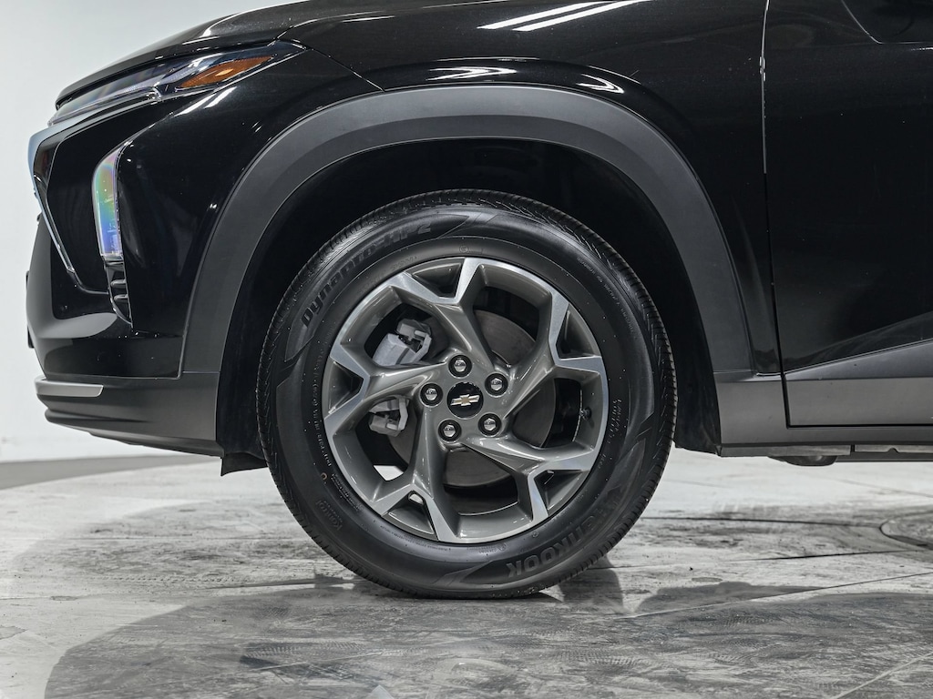 Used 2026 Chevrolet Trax LT SUV