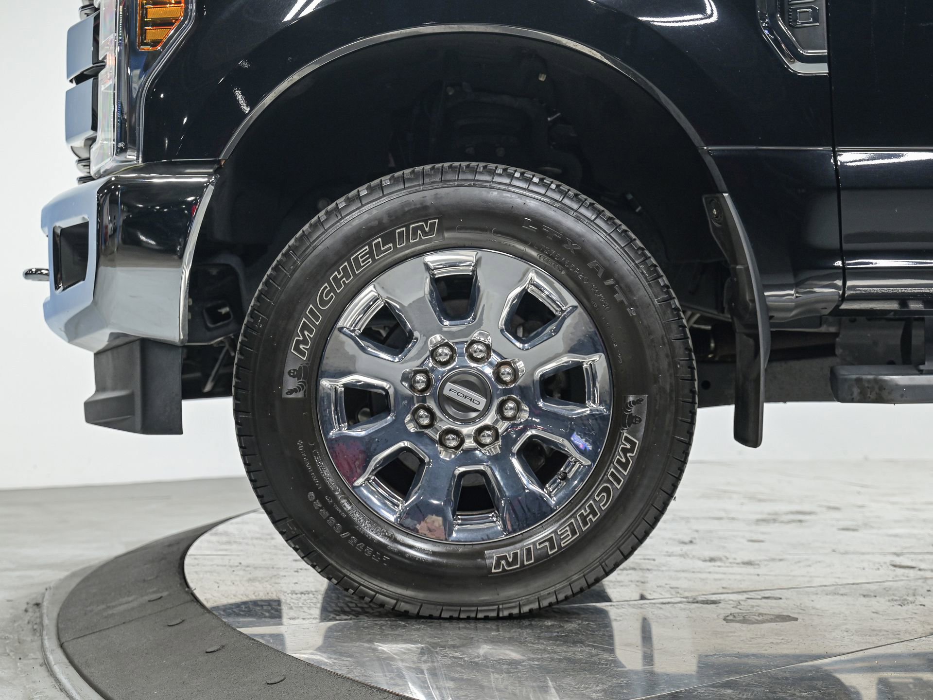 2019 Ford F-250 Lariat photo 3