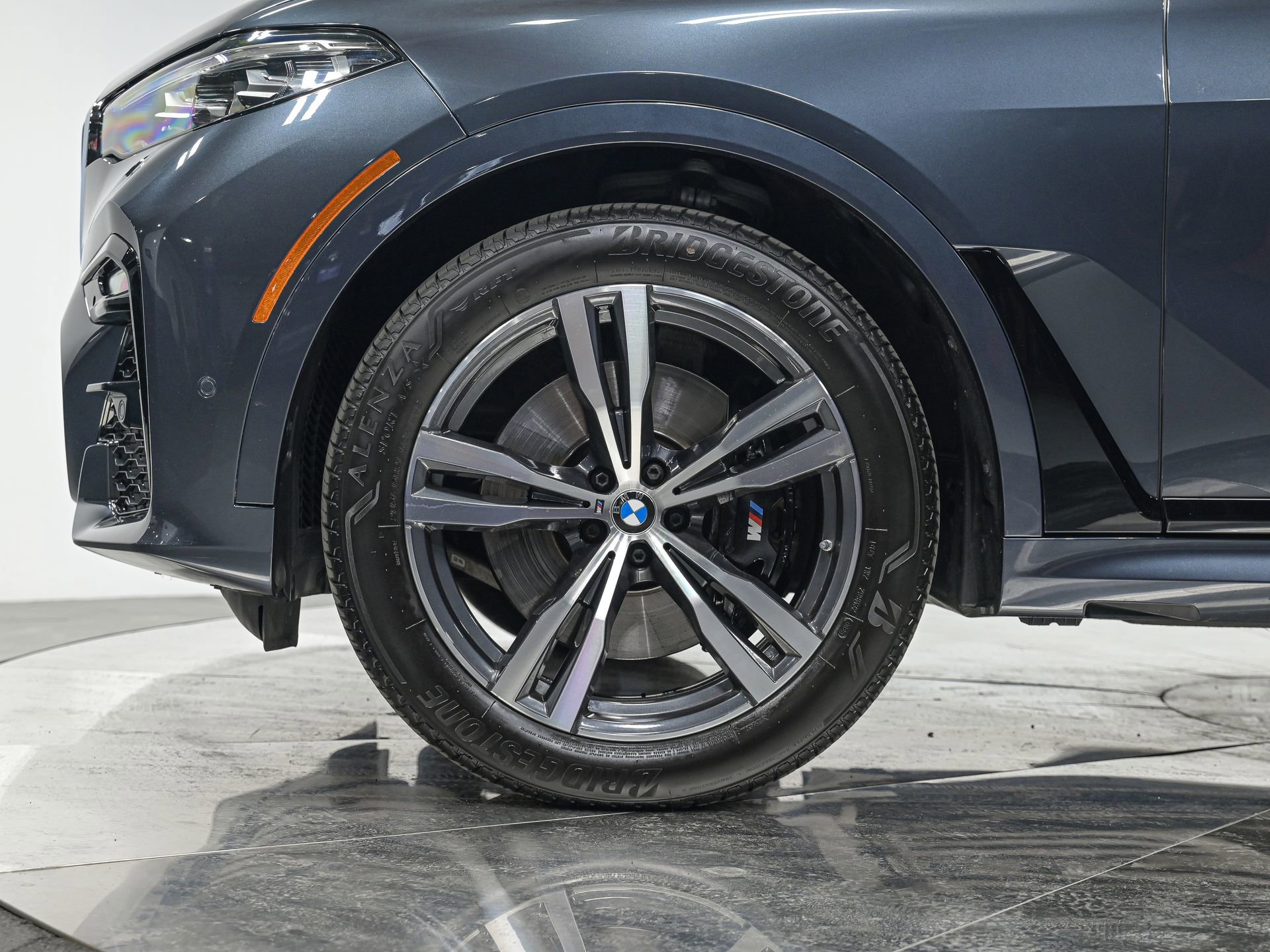 2022 Bmw X7 xDrive40i photo 2