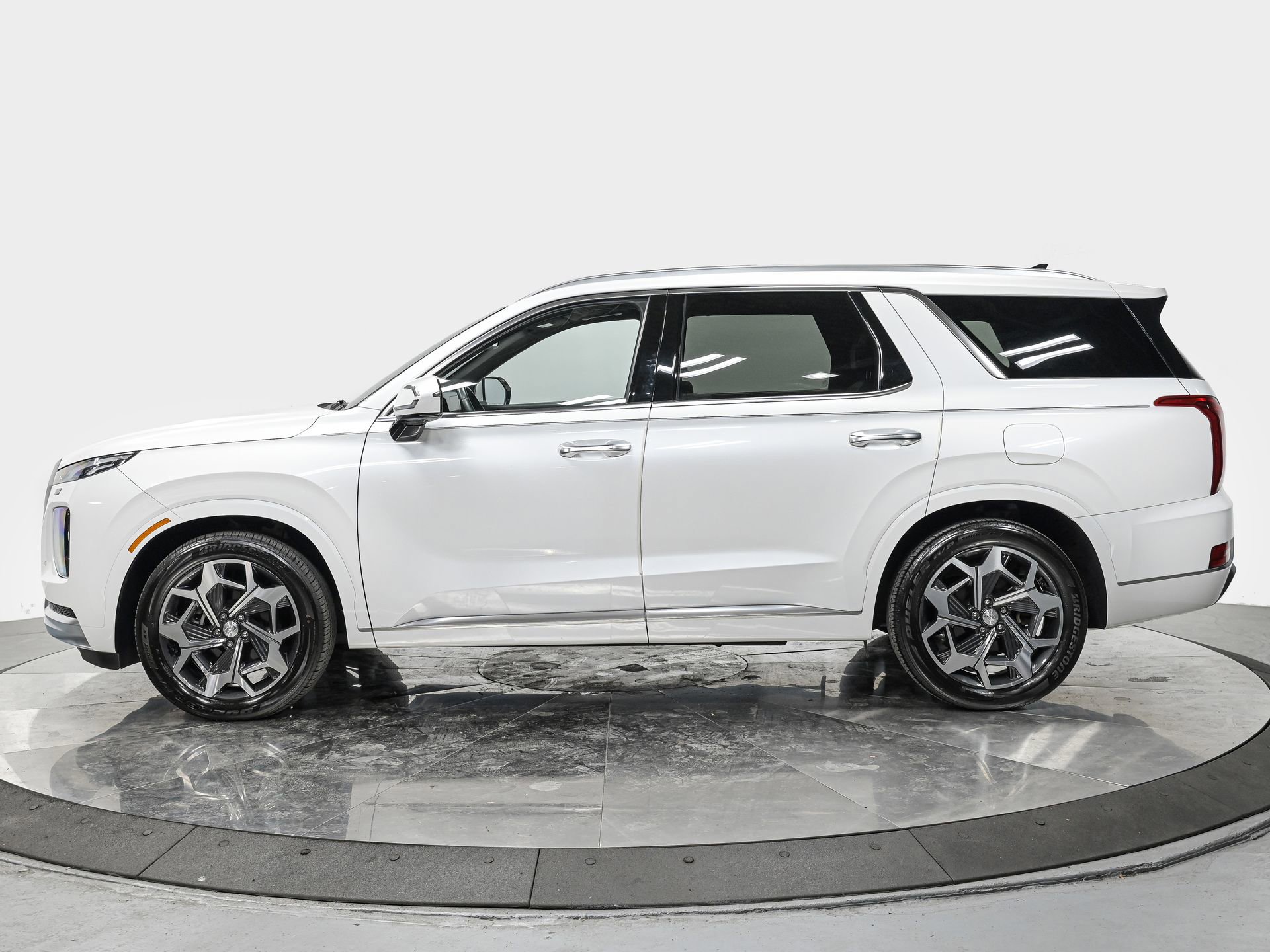 2022 Hyundai Palisade Calligraphy photo 2