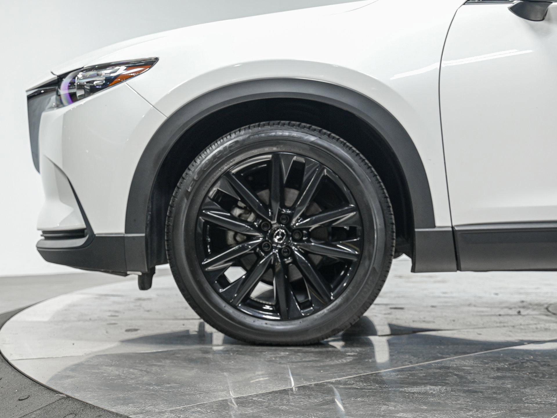2023 Mazda CX-9 Touring photo 3
