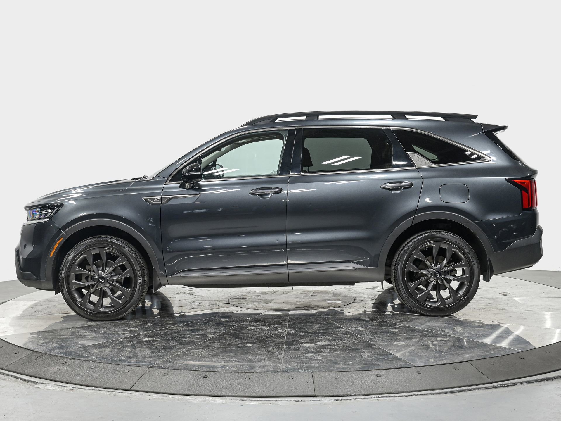 2021 Kia Sorento SX Prestige X-Line photo 2