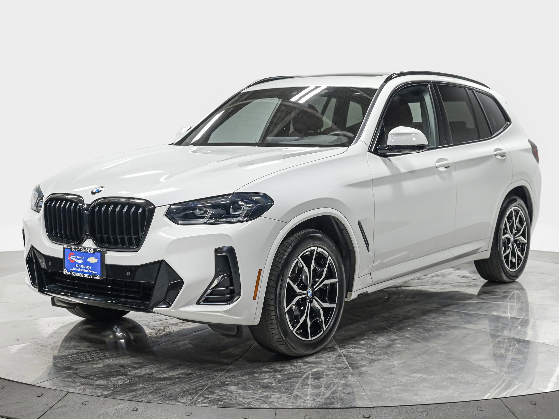2023 BMW X3 xDrive30i's photo