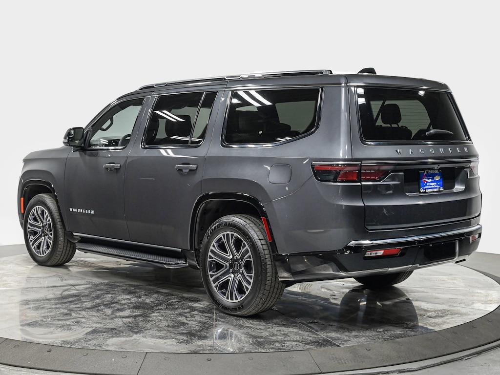 Used 2025 Jeep Wagoneer Series II SUV