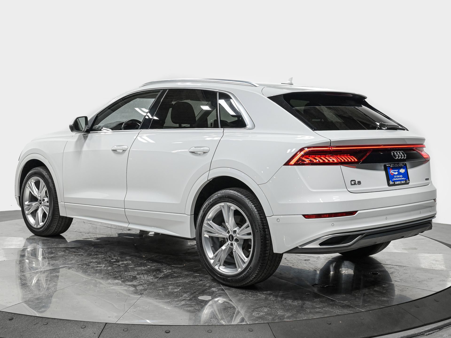 2022 Audi Q8 55 Premium Plus photo 4
