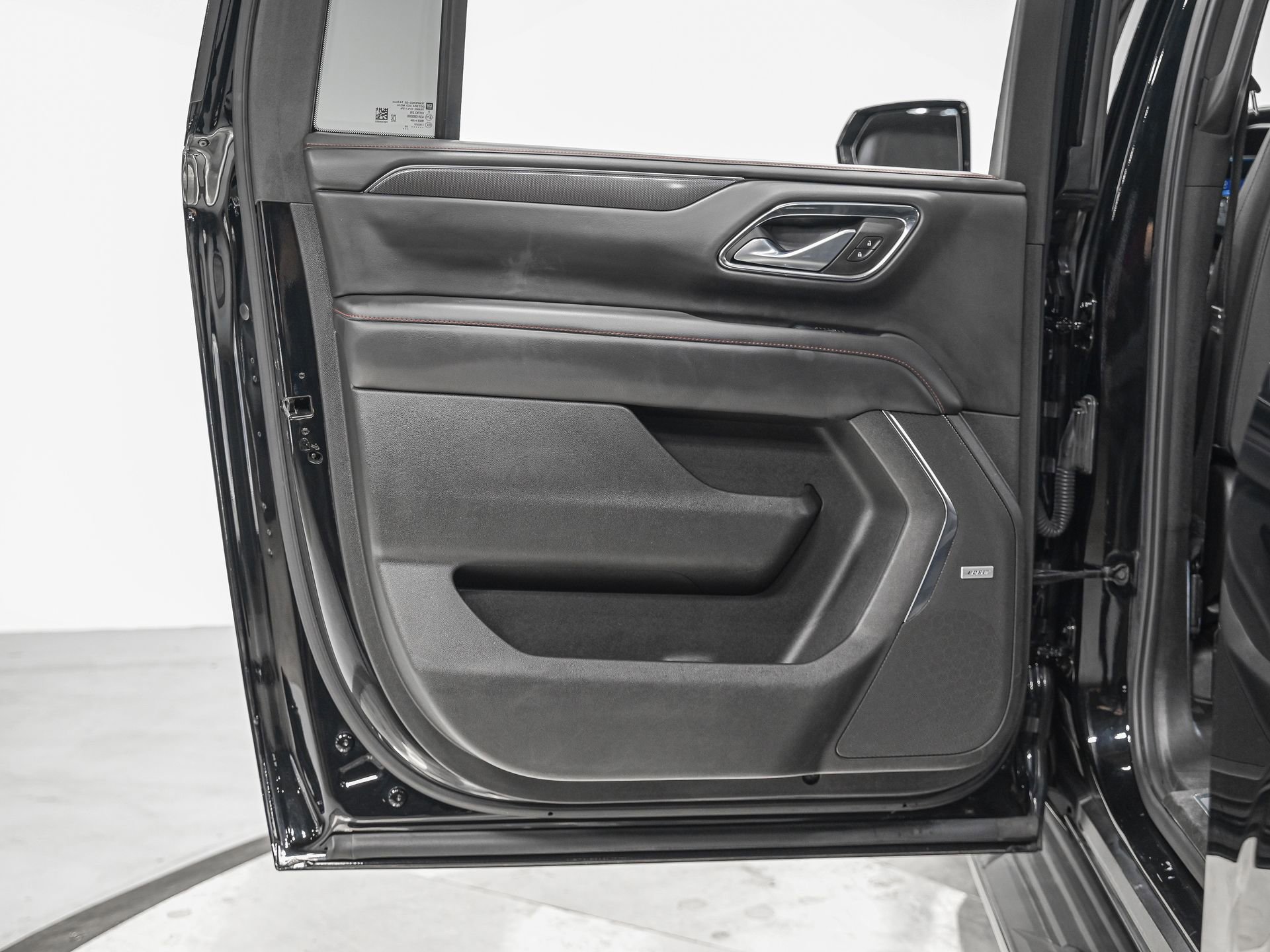 2022 Chevrolet Suburban RST - Photo 26