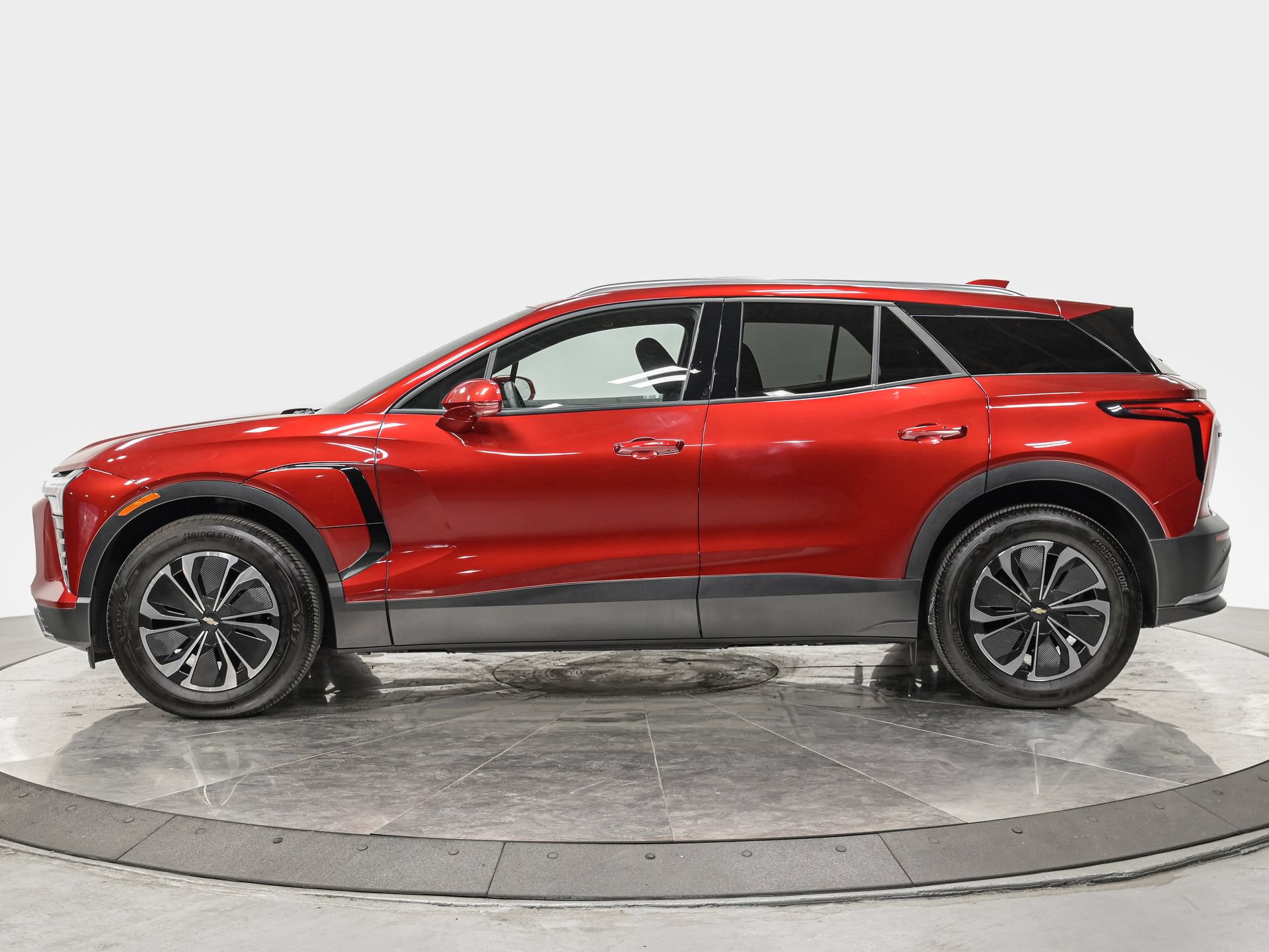 Used 2024 Chevrolet Blazer EV LT with VIN 3GNKDBRJ1RS266953 for sale in Queens, NY
