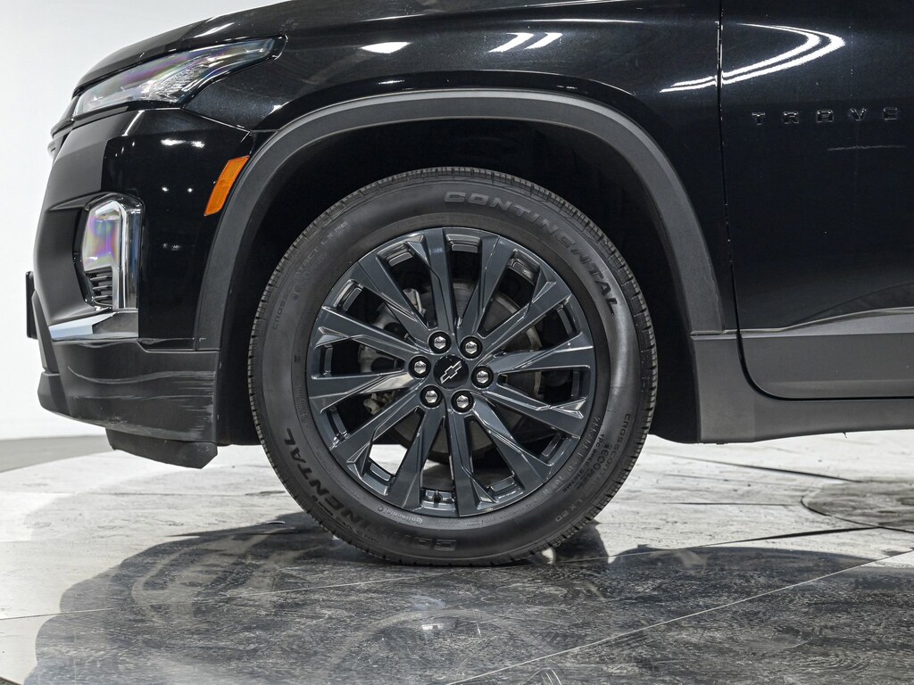 Used 2023 Chevrolet Traverse RS SUV
