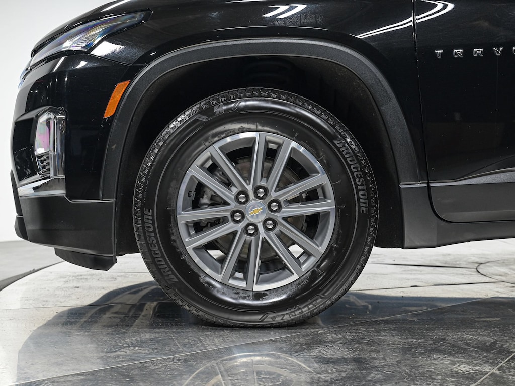 Used 2023 Chevrolet Traverse LT Leather SUV