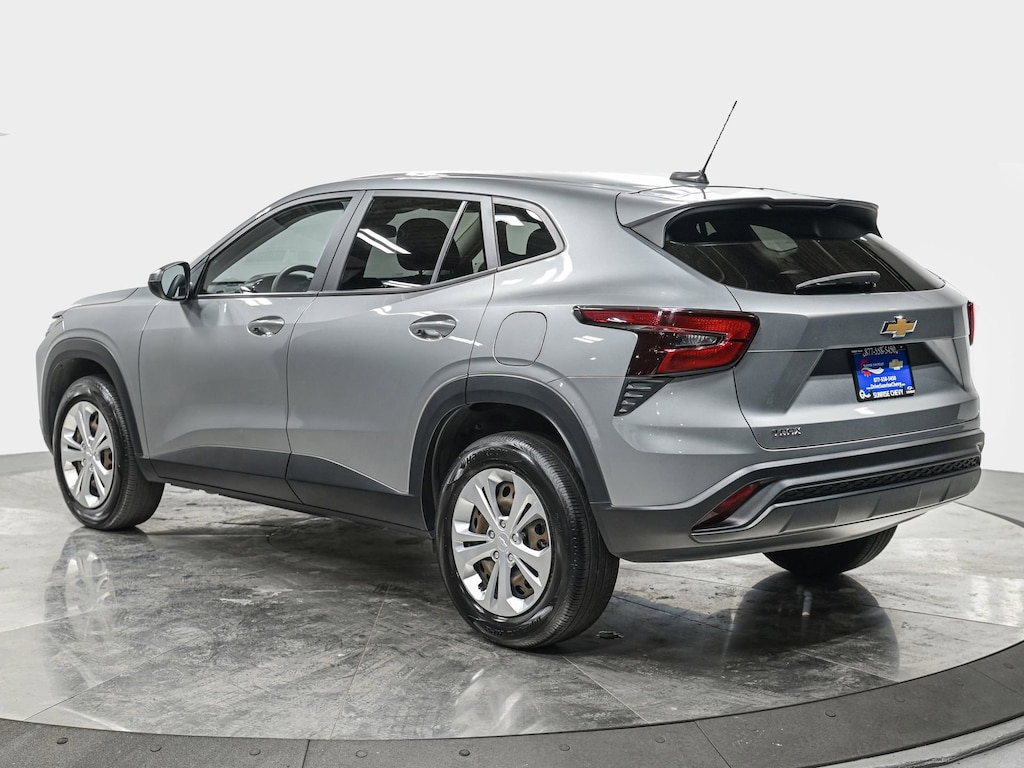 Used 2024 Chevrolet Trax LS SUV