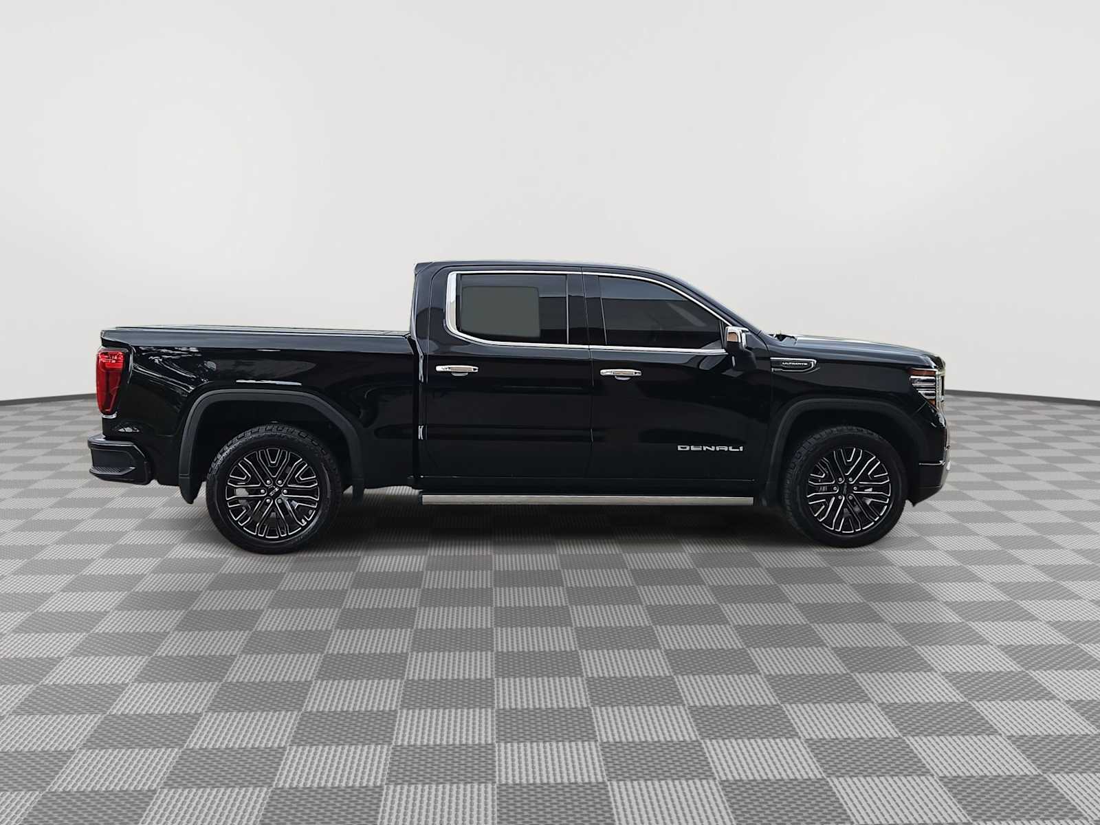 Thumbnail: 2022 GMC Sierra 1500 - 9