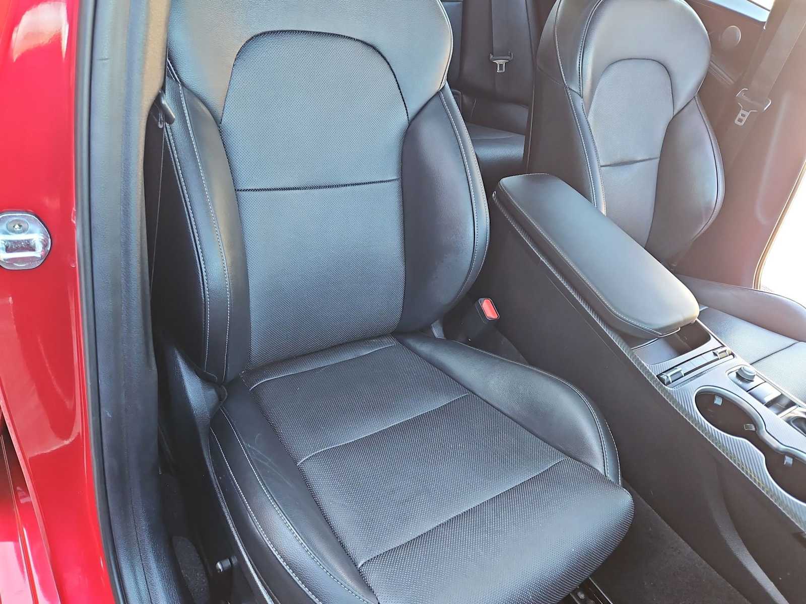 Thumbnail: 2023 Kia Stinger - 23