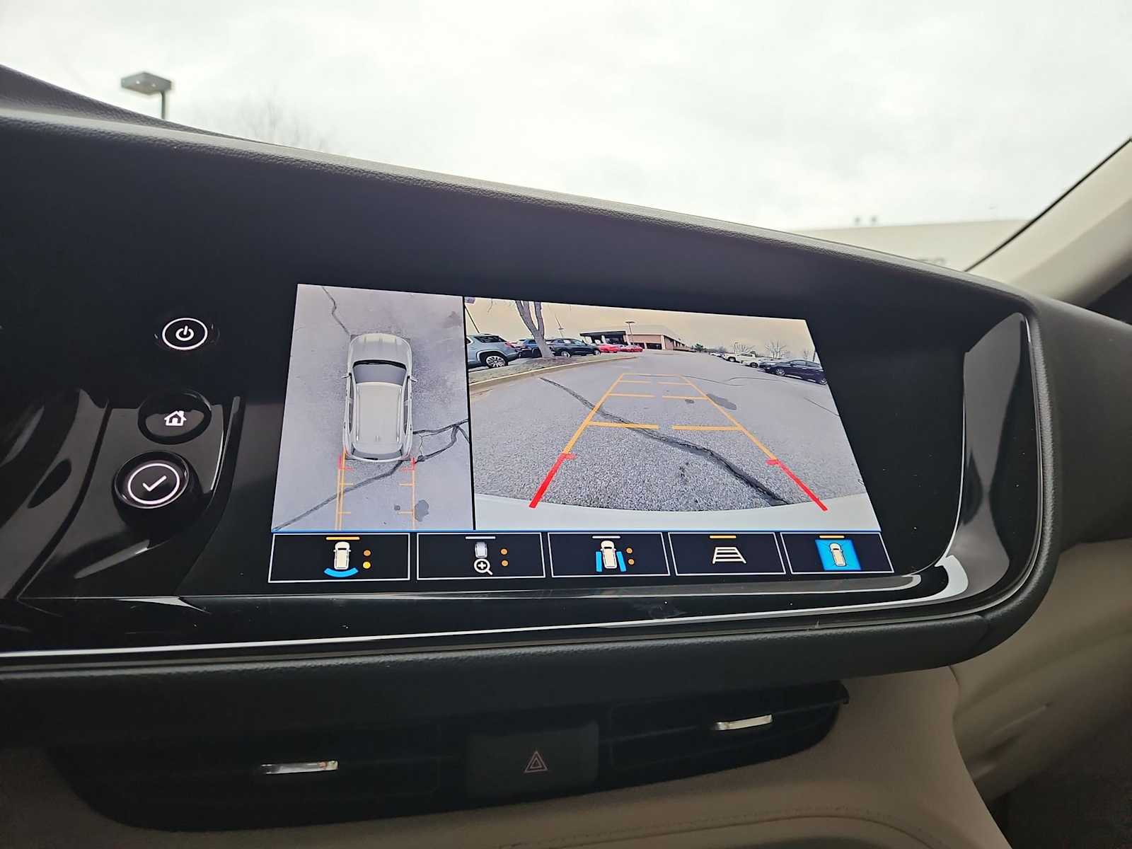 Thumbnail: 2021 Buick Envision - 30