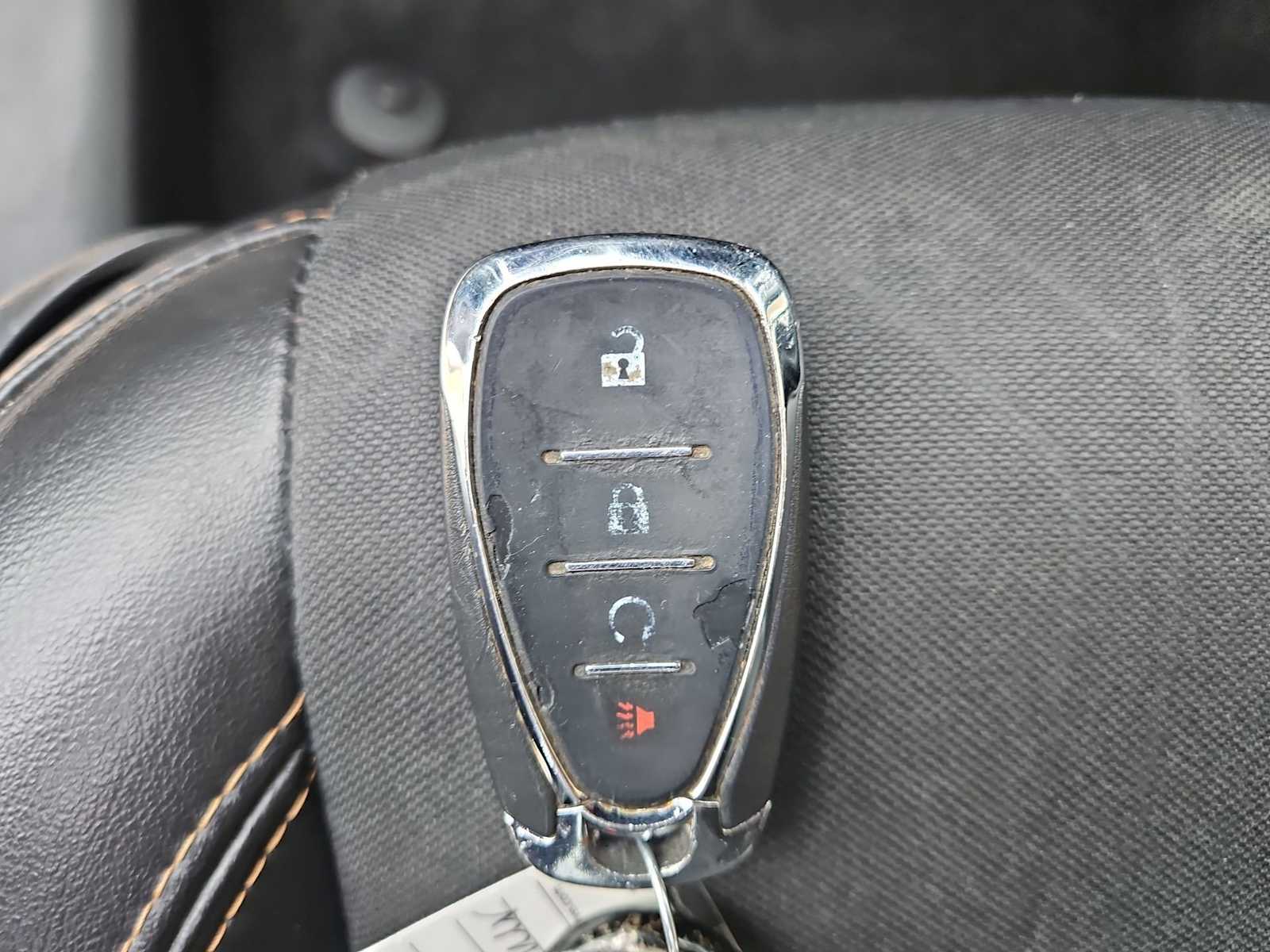 Thumbnail: 2017 Chevrolet Trax - 34