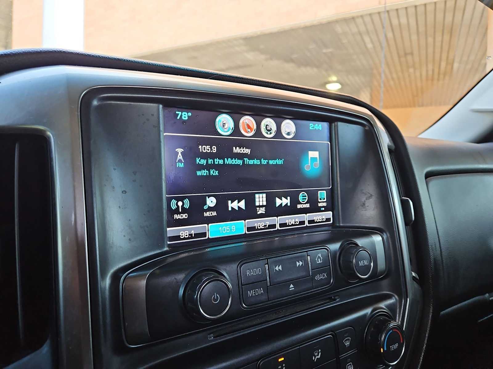 Thumbnail: 2019 Chevrolet Silverado 1500 - 29