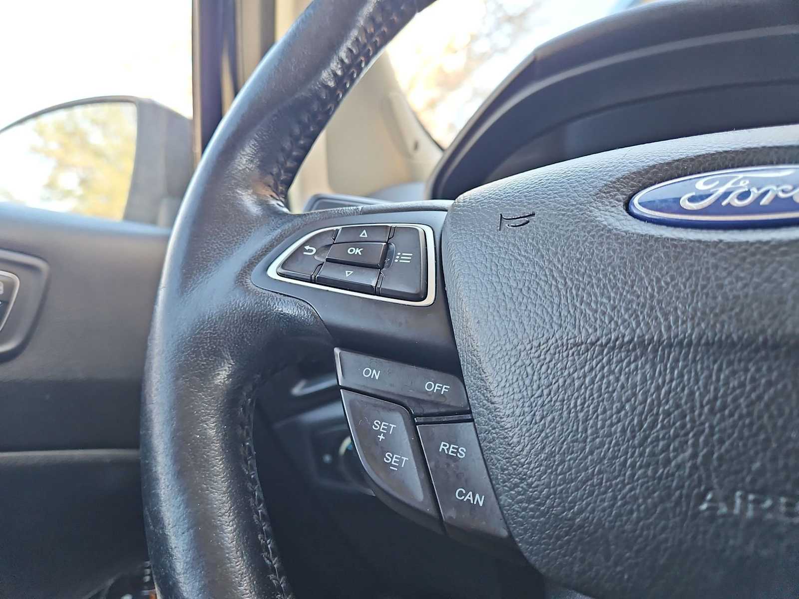 Thumbnail: 2019 Ford EcoSport - 25