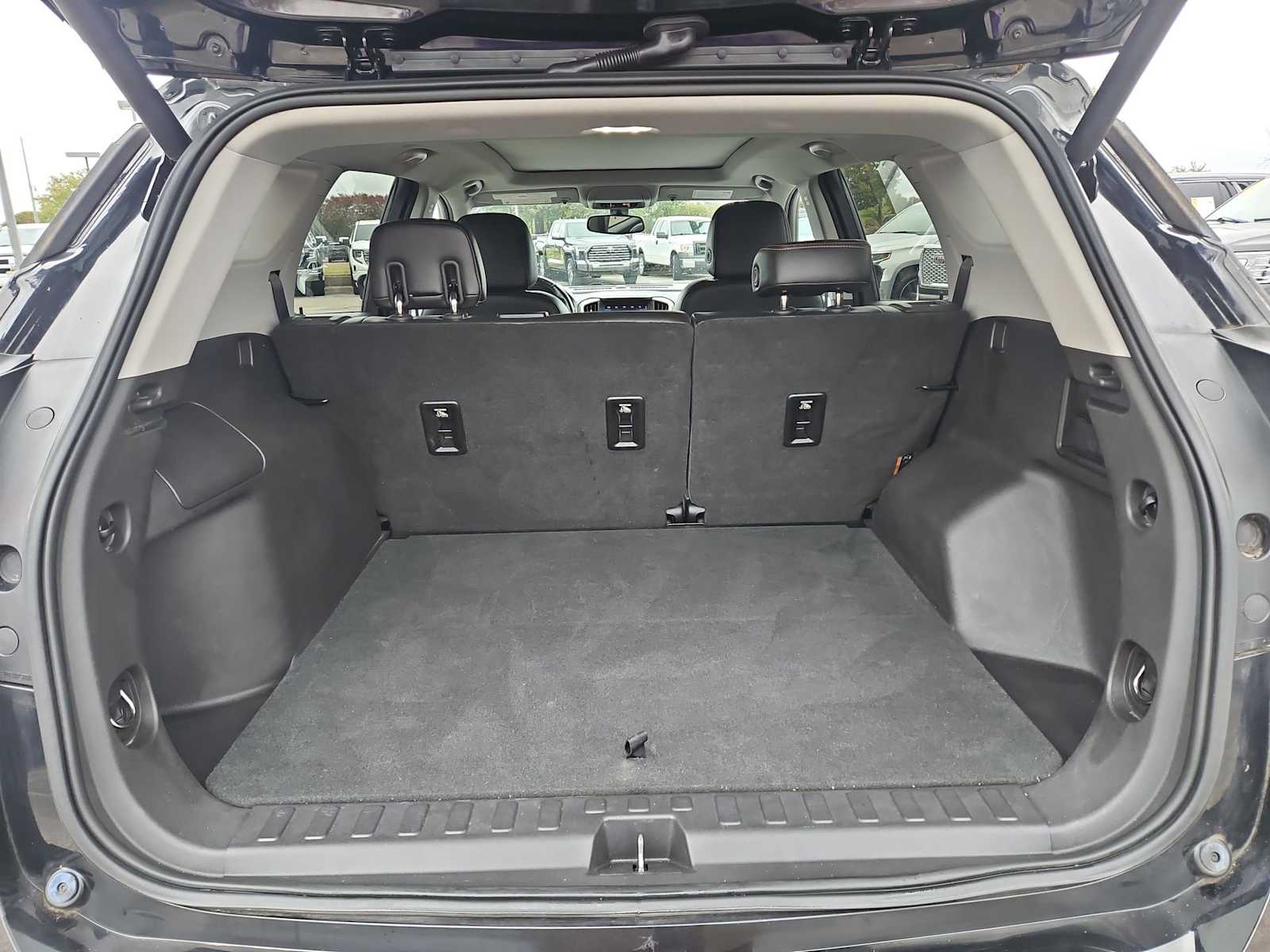 Thumbnail: 2018 GMC Terrain - 35