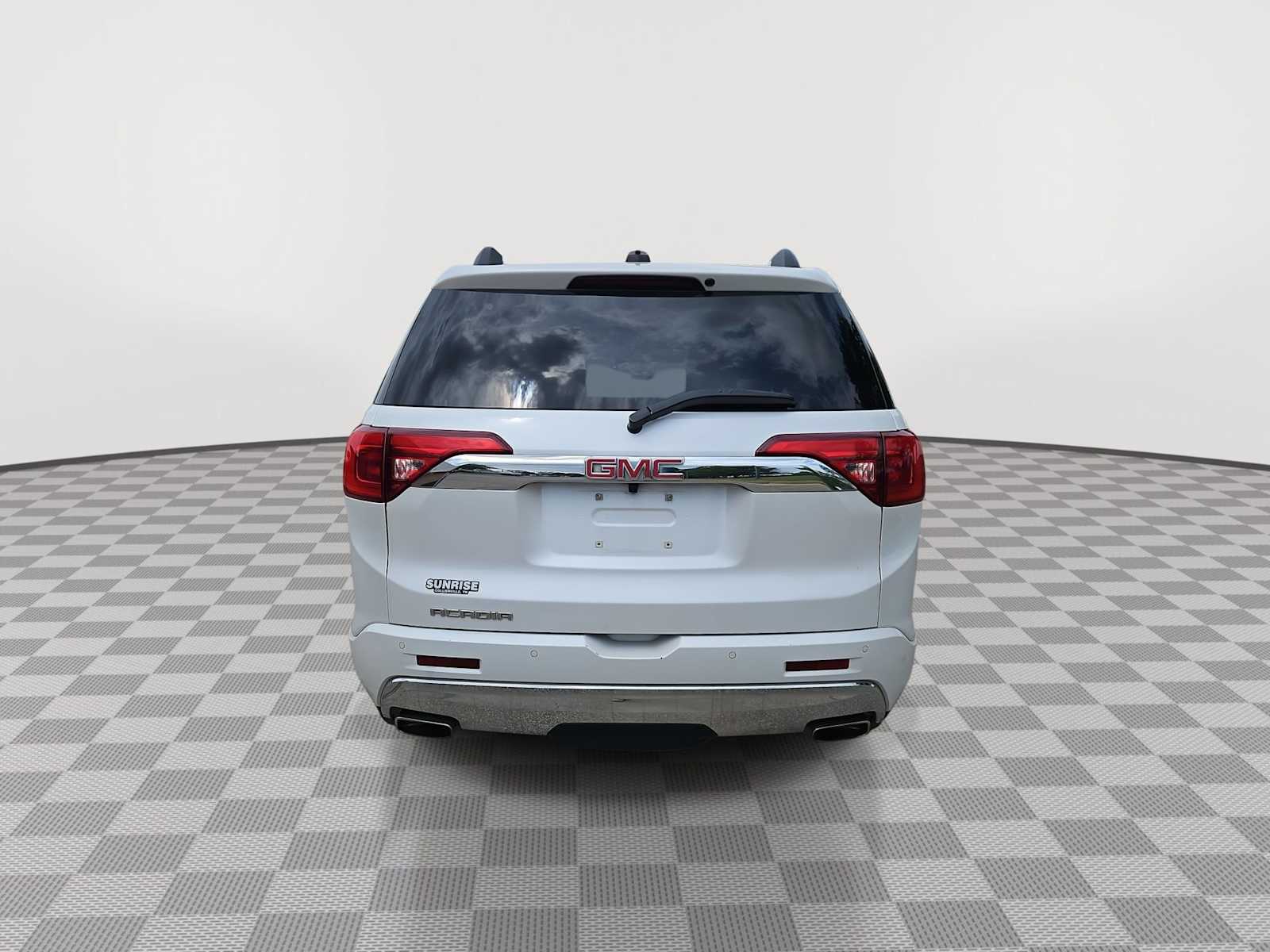 Thumbnail: 2017 GMC Acadia - 7