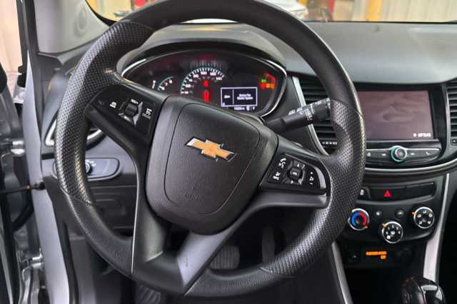 Thumbnail: 2020 Chevrolet Trax - 5