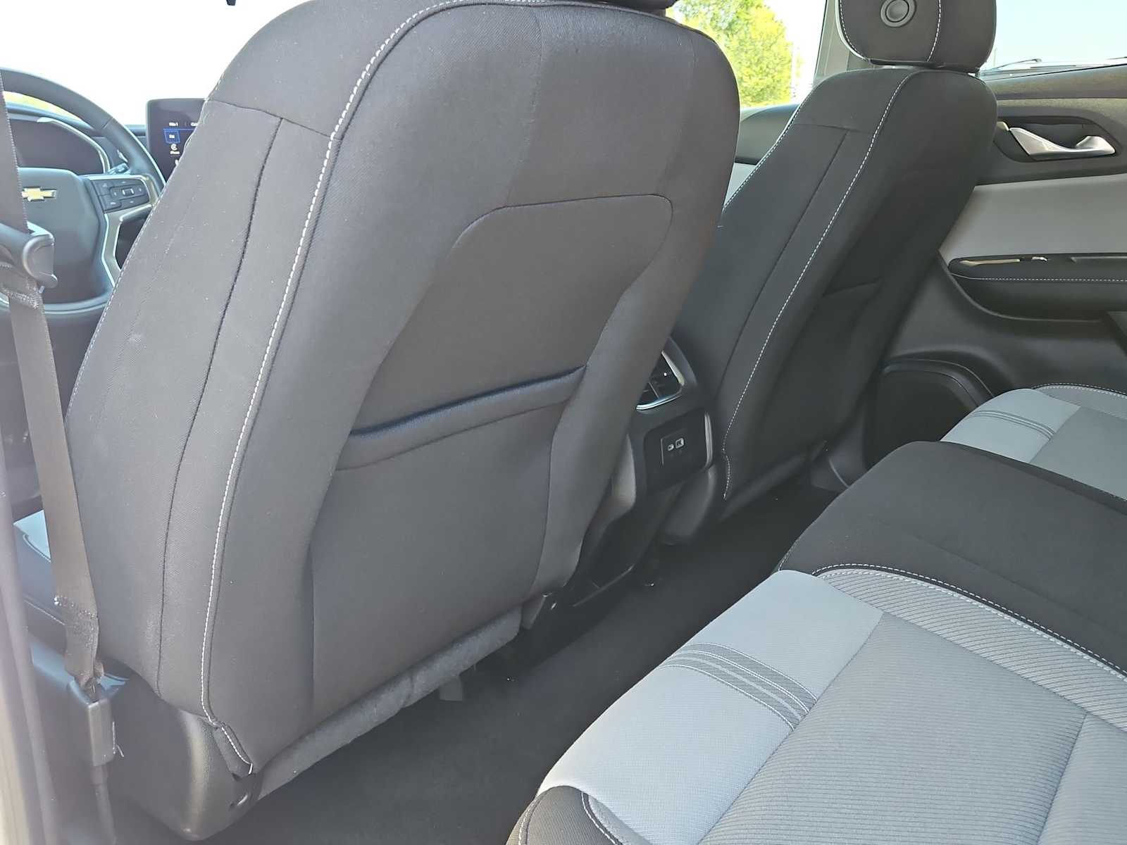 Thumbnail: 2023 Chevrolet Blazer - 19