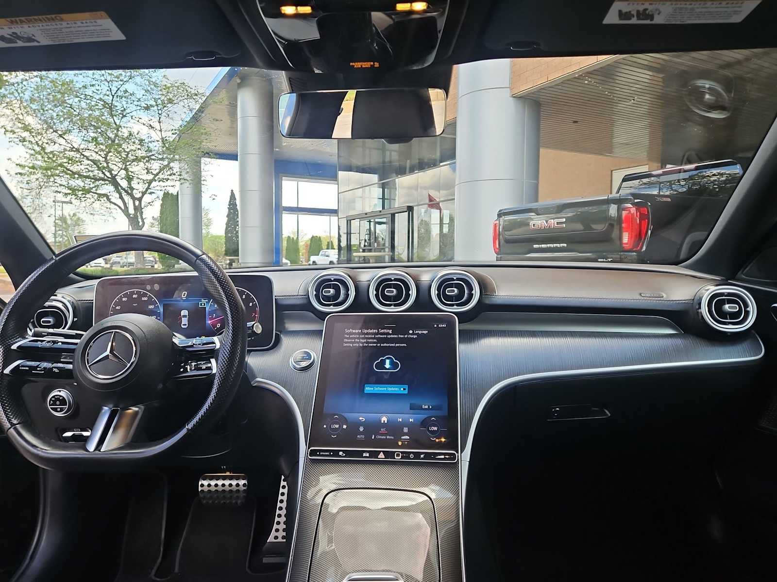 Thumbnail: 2023 Mercedes-Benz C-Class - 15