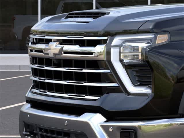 Thumbnail: 2025 Chevrolet Silverado 2500 - 13