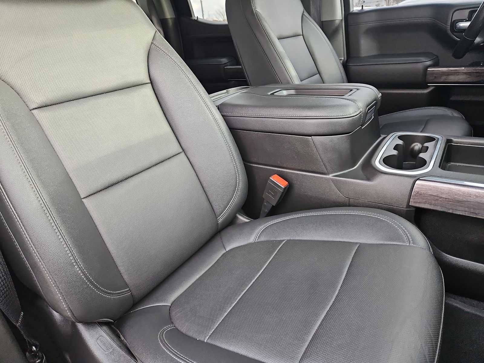 Thumbnail: 2021 Chevrolet Silverado 1500 - 22