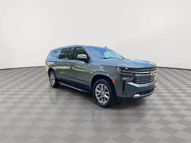 Thumbnail: 2023 Chevrolet Suburban - 4