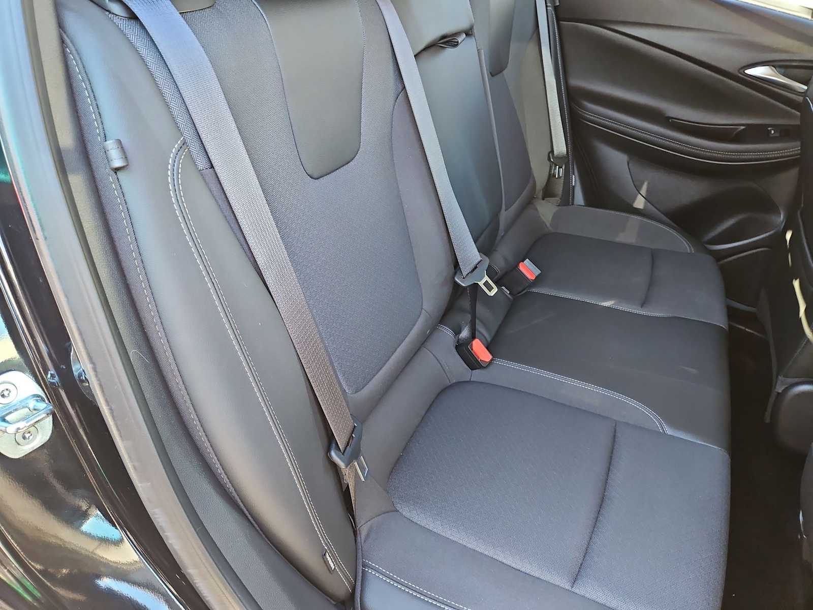 Thumbnail: 2023 Buick Encore GX - 21