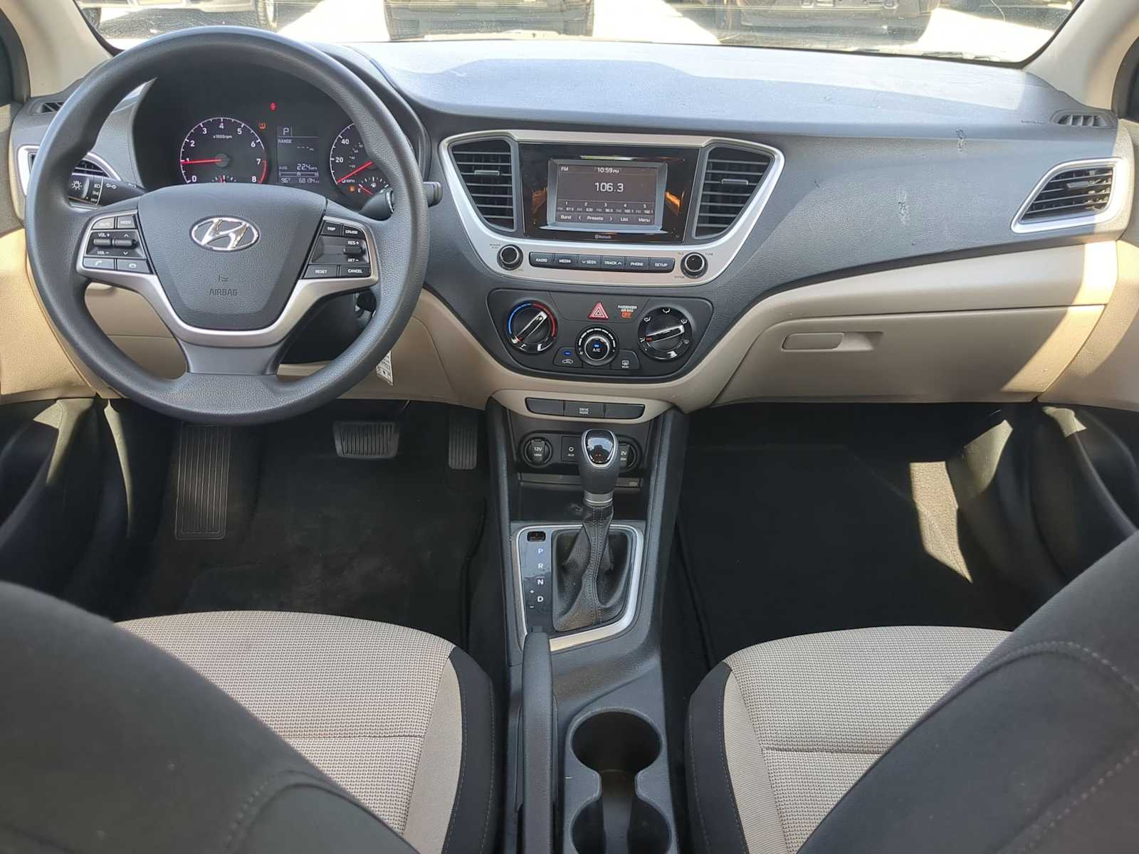 Thumbnail: 2022 Hyundai Accent - 15