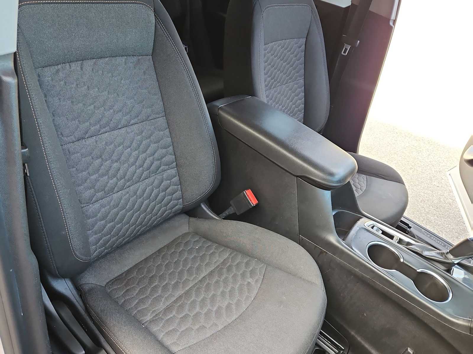 Thumbnail: 2018 Chevrolet Equinox - 25