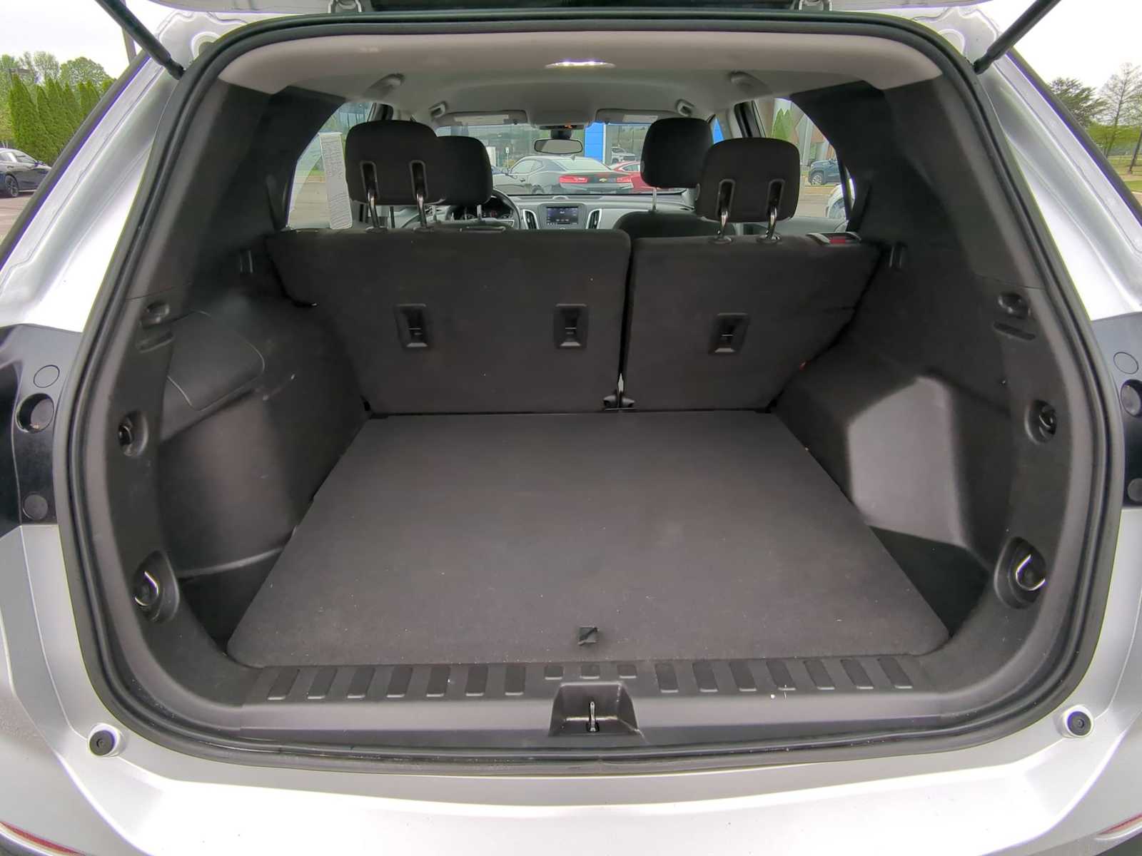 Thumbnail: 2020 Chevrolet Equinox - 24