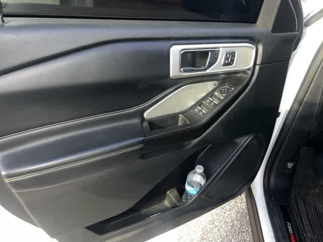 Thumbnail: 2020 Ford Explorer - 3