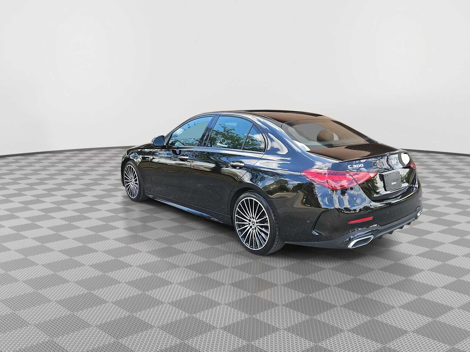 Thumbnail: 2023 Mercedes-Benz C-Class - 6