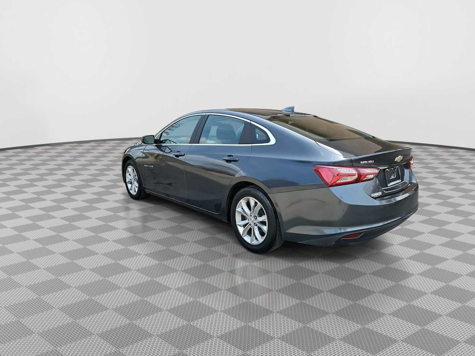 Thumbnail: 2021 Chevrolet Malibu - 6