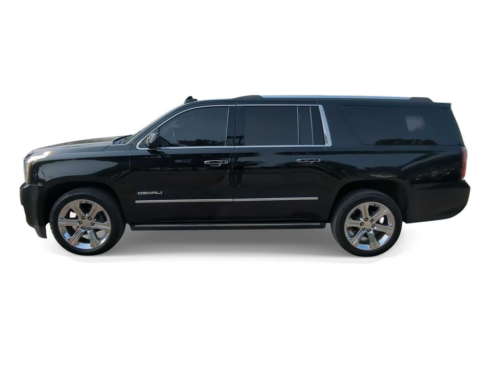 2017 GMC Yukon XL Denali 5