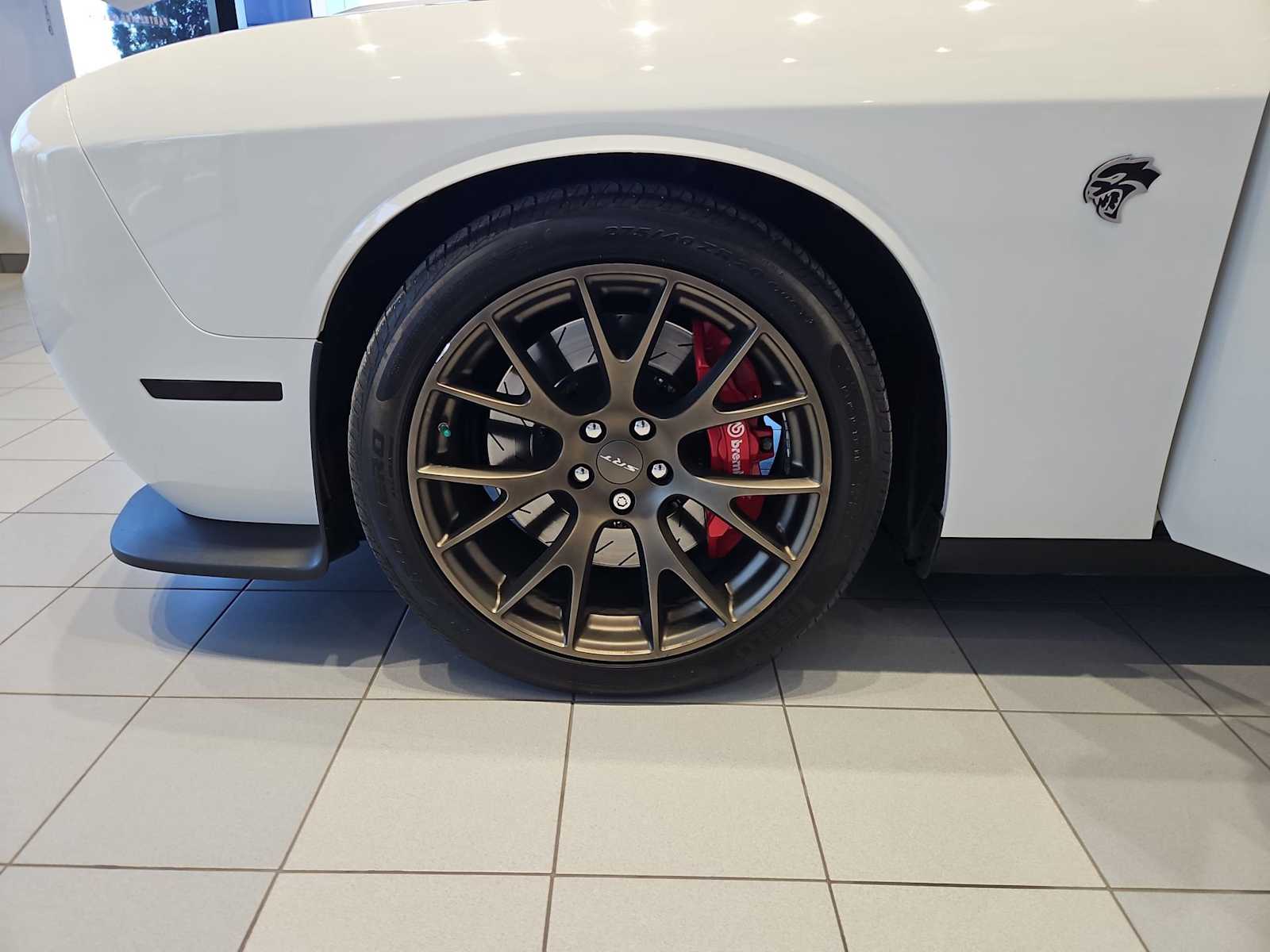 Thumbnail: 2016 Dodge Challenger - 13