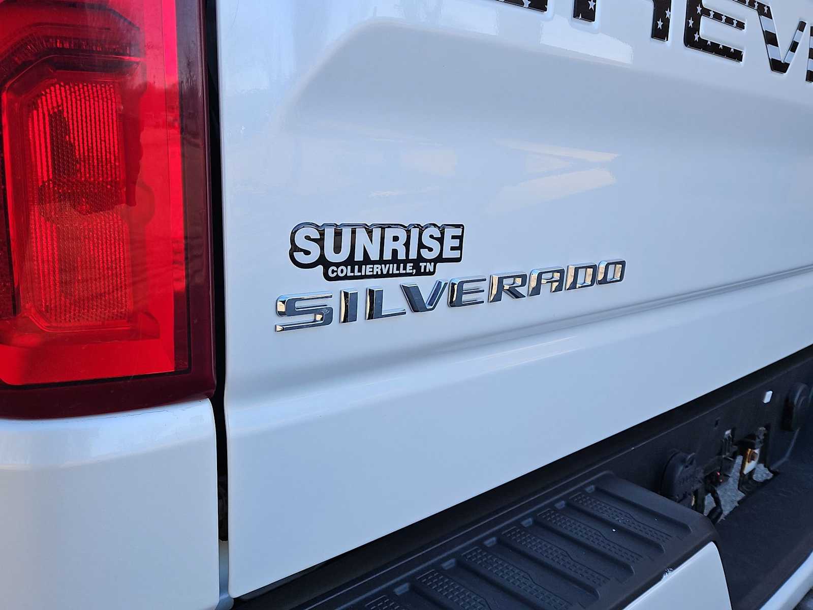 Thumbnail: 2019 Chevrolet Silverado 1500 - 13