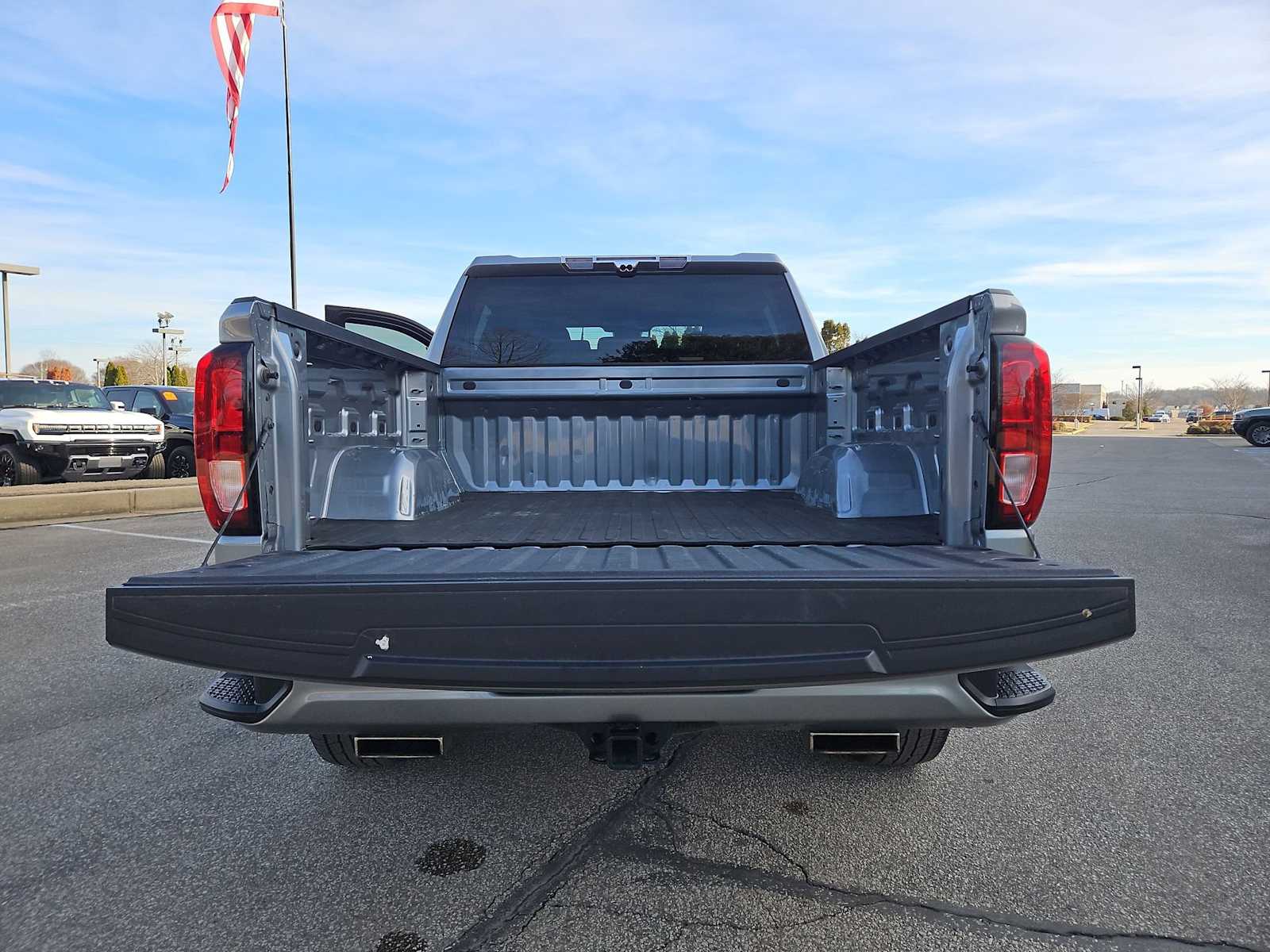 Thumbnail: 2024 GMC Sierra 1500 - 32