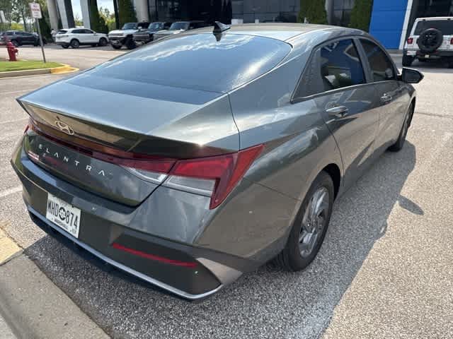Thumbnail: 2024 Hyundai Elantra - 14