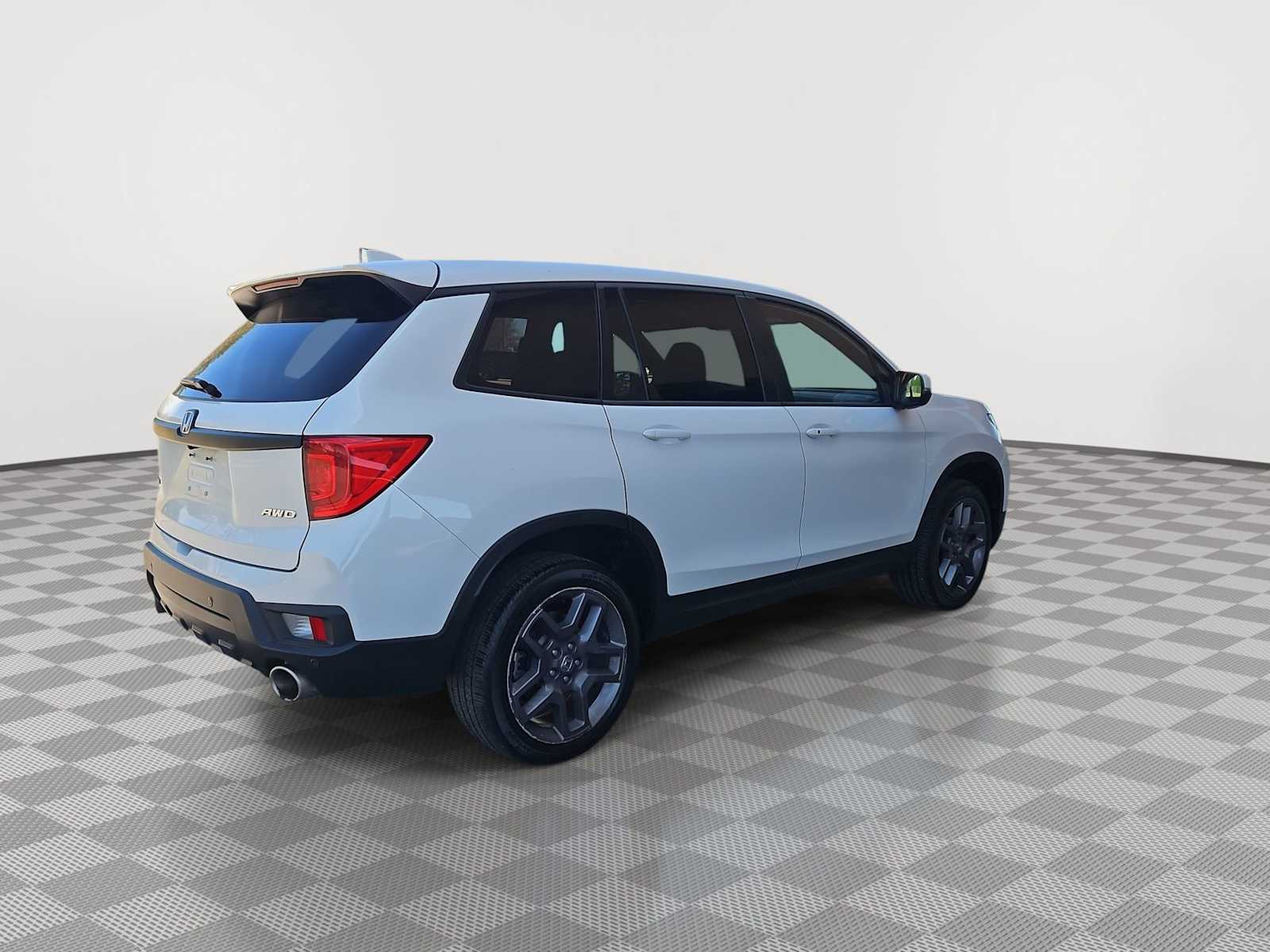 Thumbnail: 2022 Honda Passport - 8