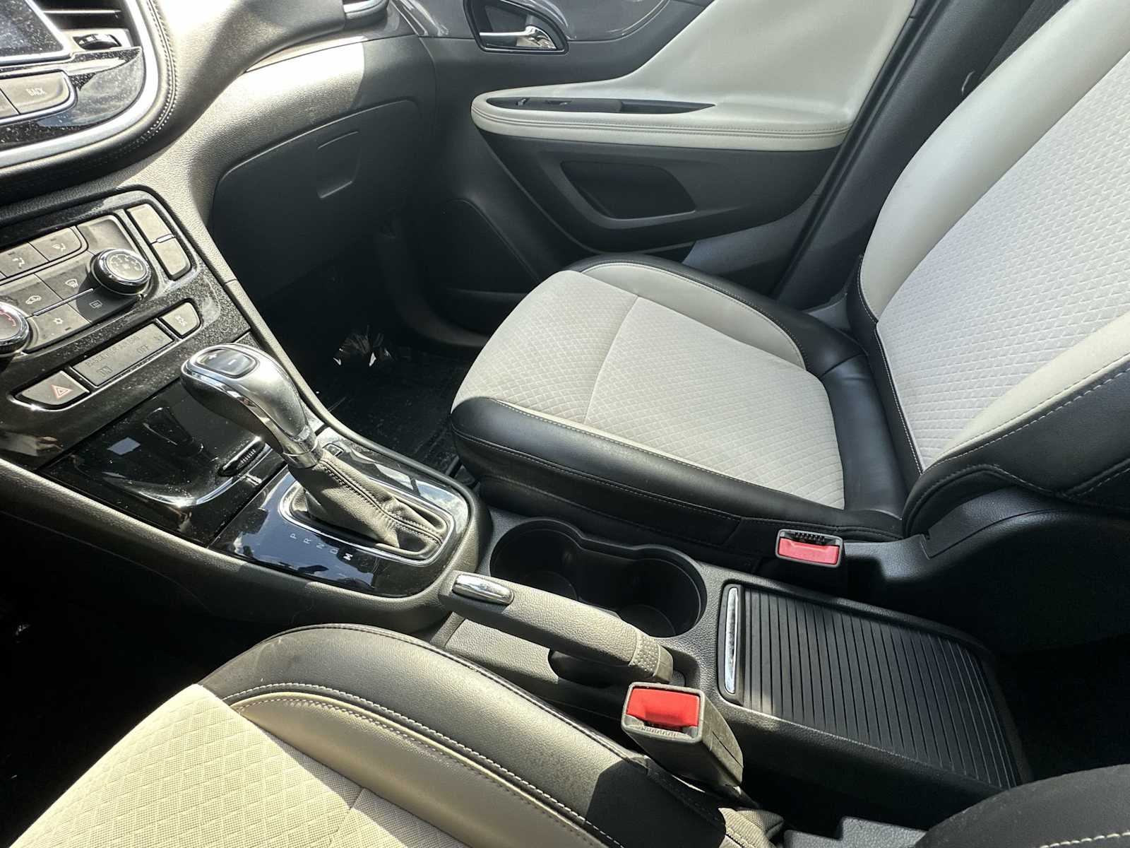 Thumbnail: 2021 Buick Encore - 37