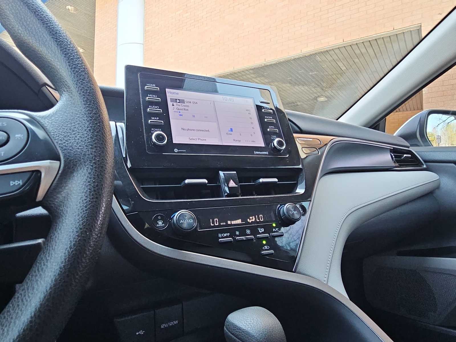 Thumbnail: 2022 Toyota Camry - 28