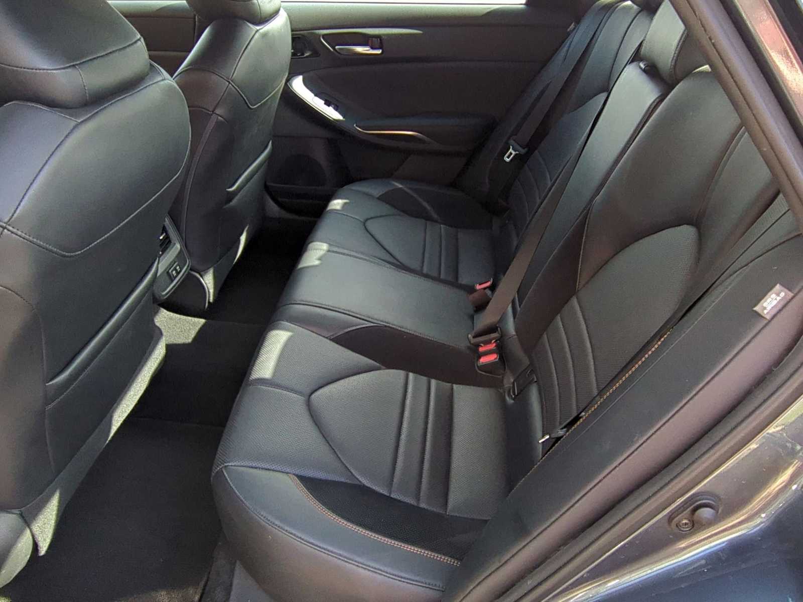 Thumbnail: 2020 Toyota Avalon - 20