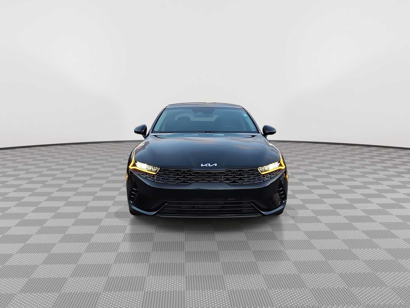 Thumbnail: 2023 Kia K5 - 3